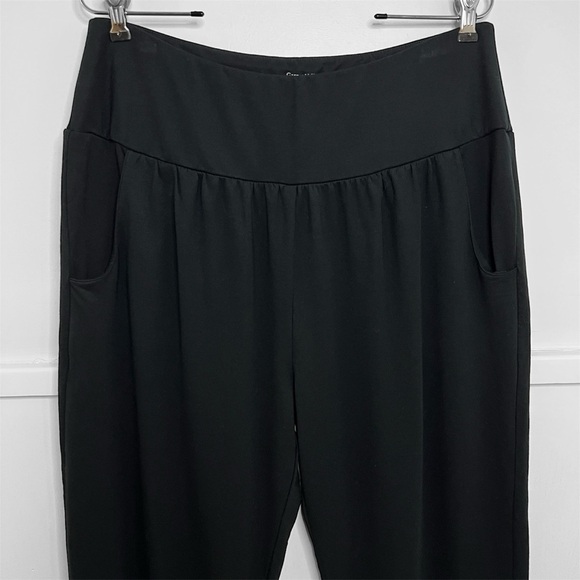 Garnet Hill Black Perfect Travel Lounge Jogger Pants - Picture 3 of 9